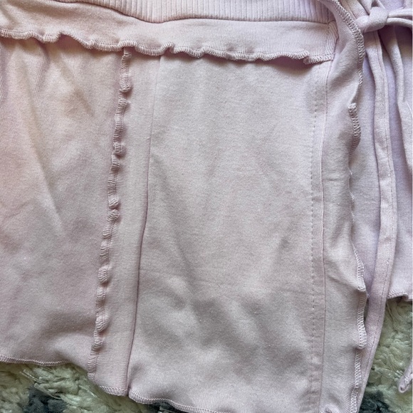 Kimchi Blue Melissa Tie Front Top💕 - Picture 10 of 12